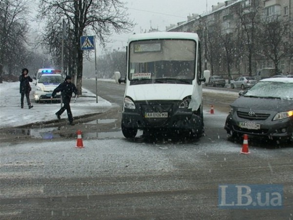 Авария маршрутки в Киеве