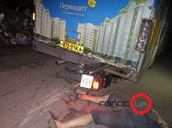 Мотоцикл залетел под Богдан