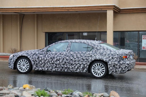 Lexus LS