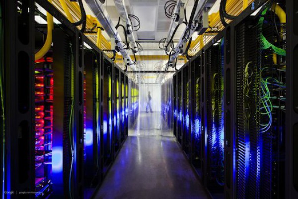 Как выглядят дата-центры Google
