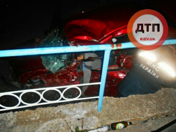 В аварии погибли два человека
