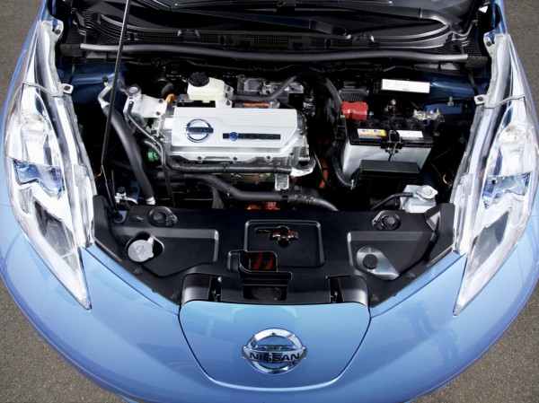 Под капотом Nissan Leaf