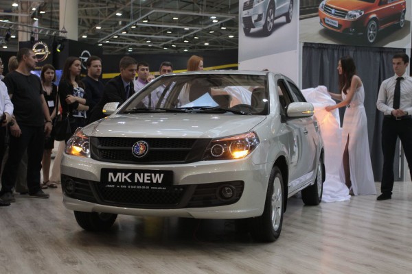 SIA 2013: Geely MK New