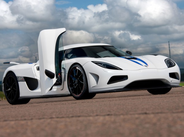 Суперкар Koenigsegg Agera