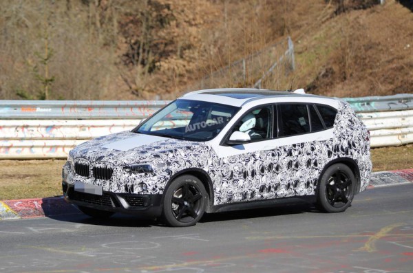 BMW X1 второго поколения дебютирует летом 2015 года