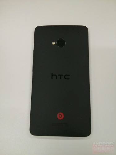 HTC M7 - отсутствуют опознавательные знаки