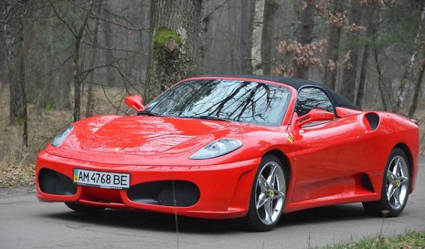 Копия Ferrari F430 Spider стоит 60 тысяч долларов