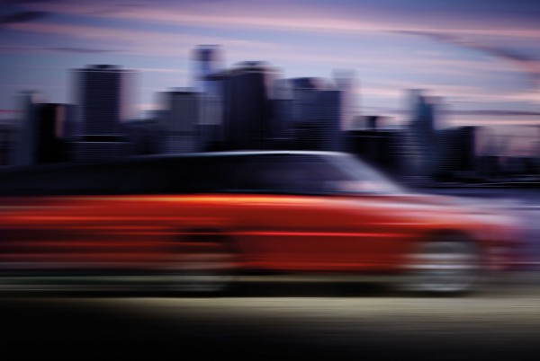 Первый тизер нового Range Rover Sport