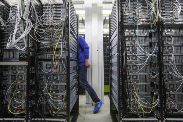 Персональные данные россиян будут хранить только в России