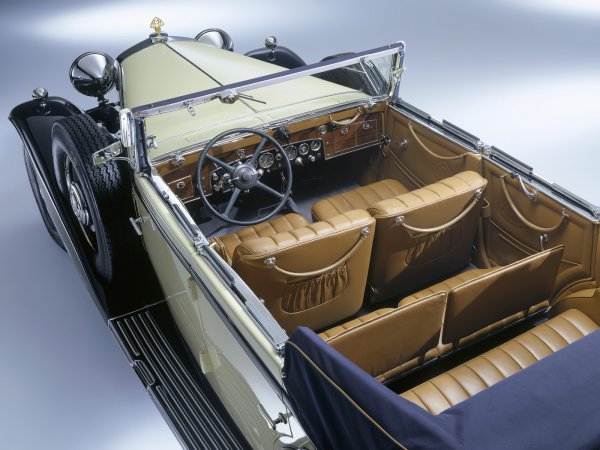 Maybach Type Zeppelin DS8