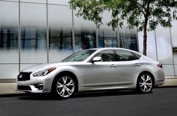 Обновлённый Infiniti Q70