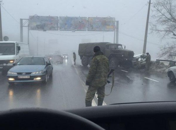 Техника боевиков раздавила Дэу Ланос