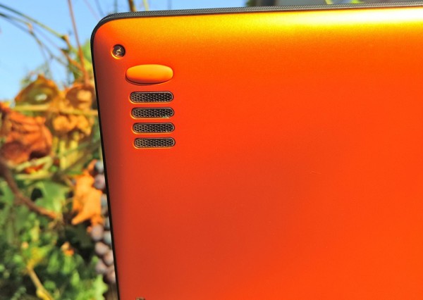 Колонка Lenovo Yoga 900 13