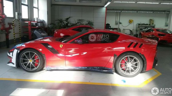 Спецверсия Ferrari F12