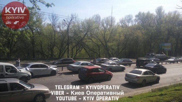 Масштабное ДТП в Киеве