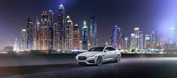 В Лондоне представили новый Jaguar XF
