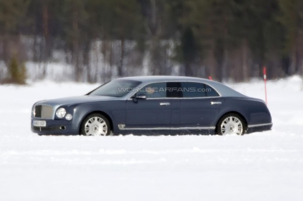 Компания Bentley вывела на тесты длиннобазный Mulsanne