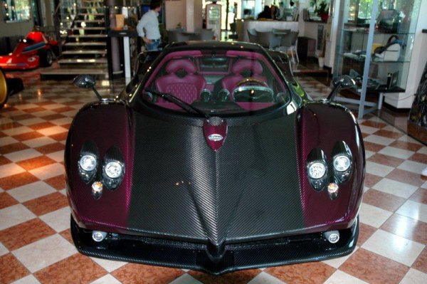 Последний Pagani Zonda F уехал в Украину