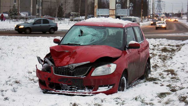 Skoda священника после аварии