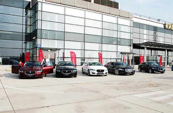 Презентация нового Jaguar XF