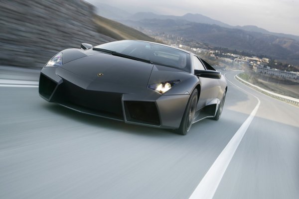 1. Автомобиль Lamborghini Reventon (18 млн. 192 тыс. грн)