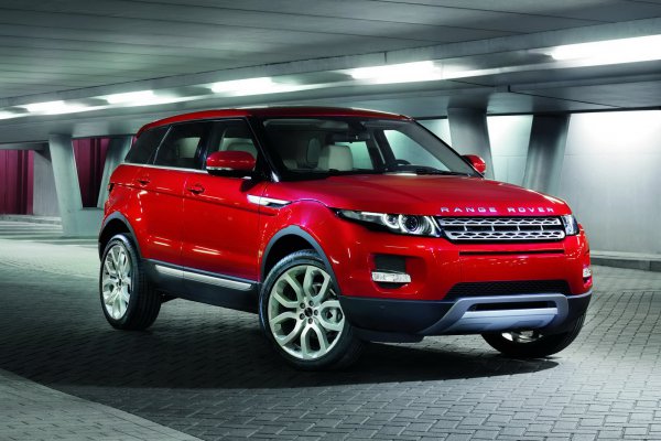 Range Rover Evoque - самый популярный кроссовер премиум-класса