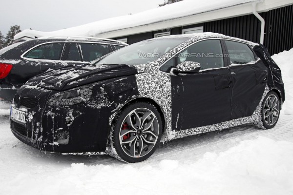 Kia C’eed GT на тестах