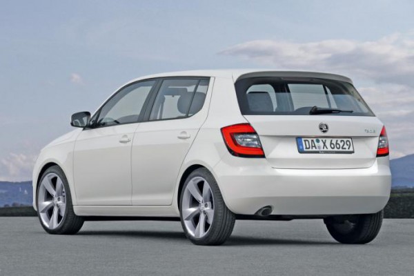 Новая Skoda Fabia будет вместительней Поло