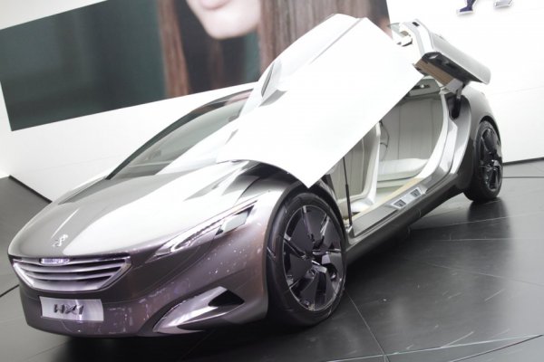 5. Peugeot HX1