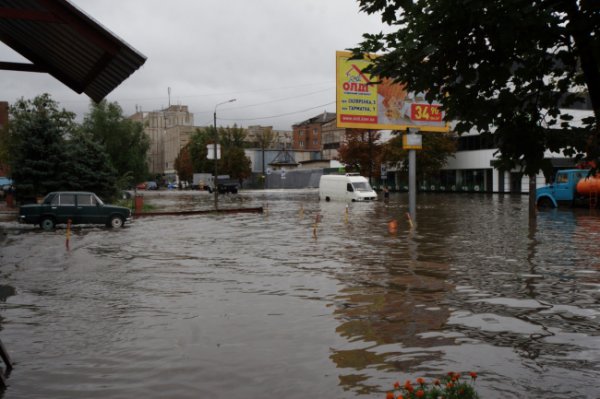 Затопленный Куреневский переулок