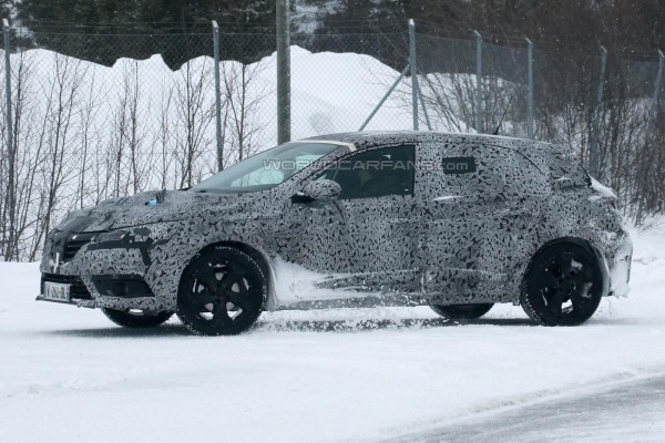 Новый Renault Megane на тестах