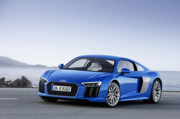 Новая версия Audi R8