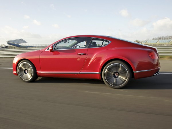 Bentley - самый популярный в Украине автомобиль сегмента Luxury