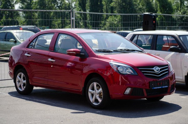 Lifan 530 поступит в продажу осенью 2013 года