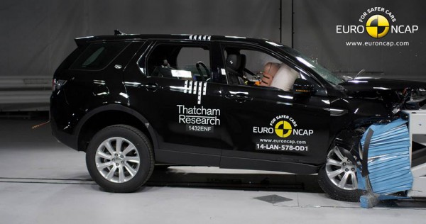 Краш-тест Land Rover Discovery Sport