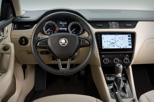 Интерьер обновленной Skoda Octavia