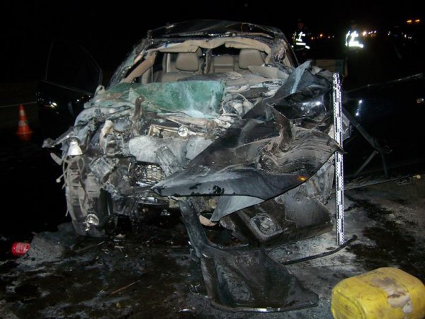 Toyota Мельника врезалась в Камаз