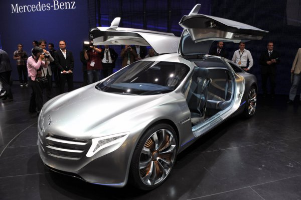 3. Mercedes F125