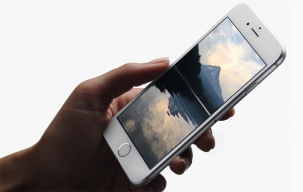 Новые iPhone 6S могут задержать из-за проблем с экраном
