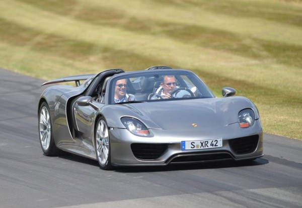 Предсерийный Porsche 918 Spyder