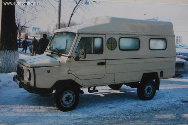 Длиннобазный ЛуАЗ в Киеве