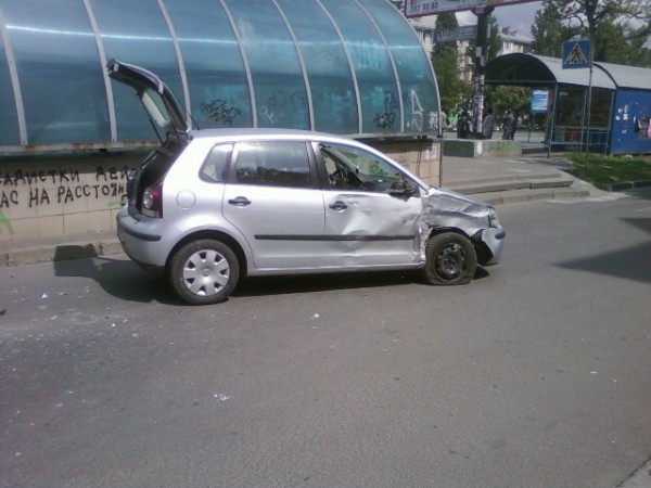Разбитый Volkswagen