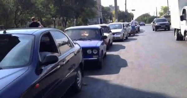 Очередь за бензином