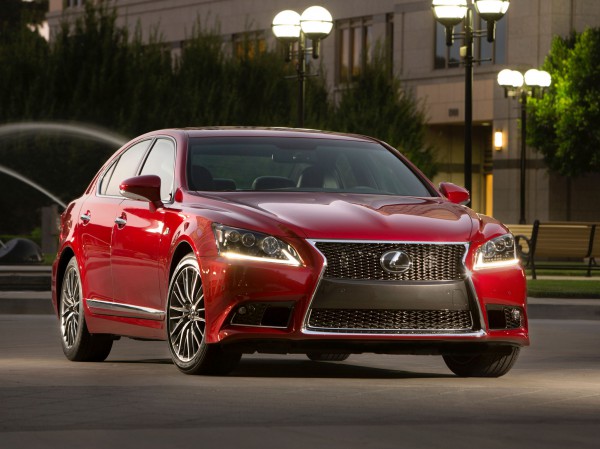 Lexus LS