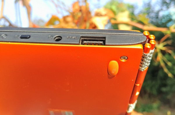 Порты Lenovo Yoga 900 13