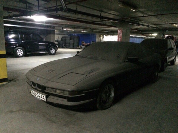 Заброшенный спорткар BMW 850 в Днепропетровске