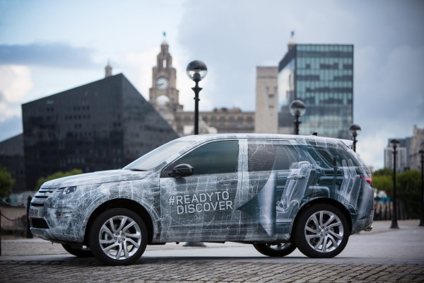 Замаскированный Land Rover Discovery Sport