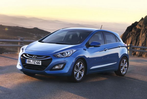 Hyundai i30 будет предлагаться с одним из шести моторов на выбор клиента Обновленный Hyundai i30