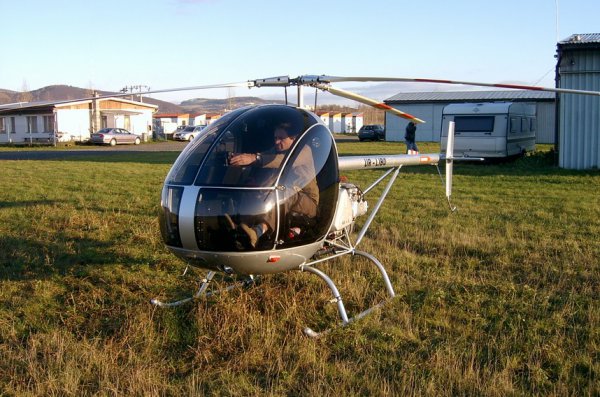 3. Легкий вертолет АК1-3 (1 млн. 200 тыс. грн)