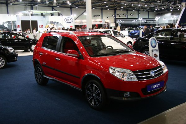 Geely МК Cross